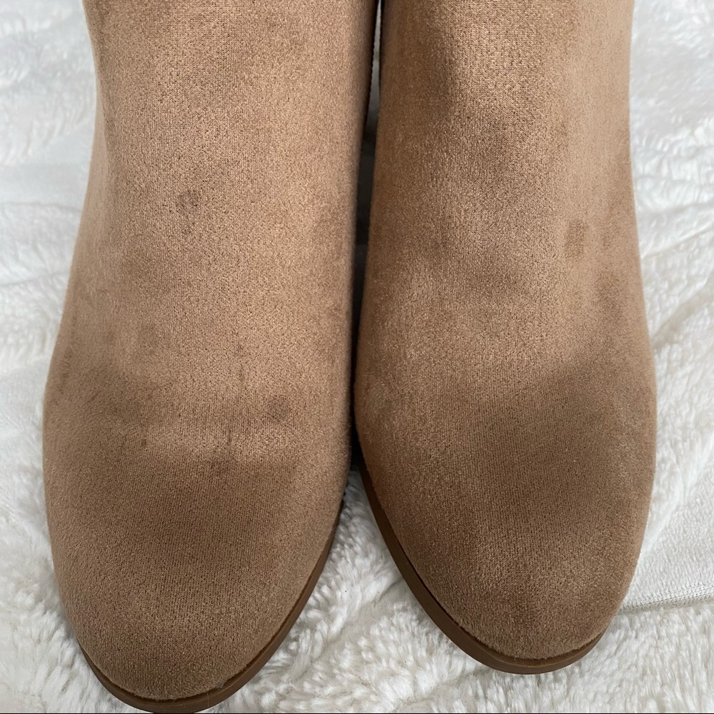 Style & Co. Tan/Cream Heeled Boots Women’s Size 8 - Picture 9 of 11